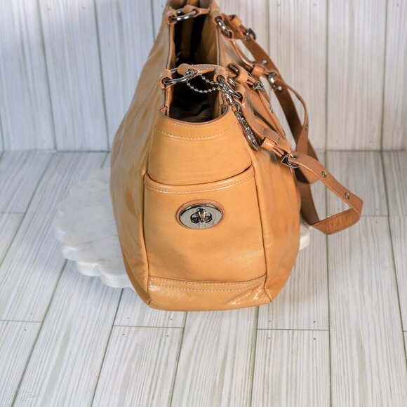 Coach Gallery F13761 Golden Tan Patent Leather Medium Shoulder Bag Turn Locks - Picture 9 of 16